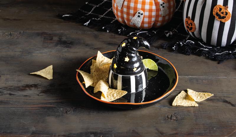 Light-Up Witch Hat Chip & Dip